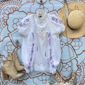 Folk Prairie farmhouse vibe Embroidered boho Blouse/cover up w shabby chic vibe